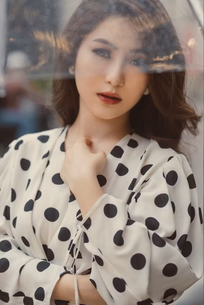 Quý cô tuổi Hợi - Hương Tràm: Làm gì có đàn ông nào chịu yêu người như tôi! - Ảnh 5.