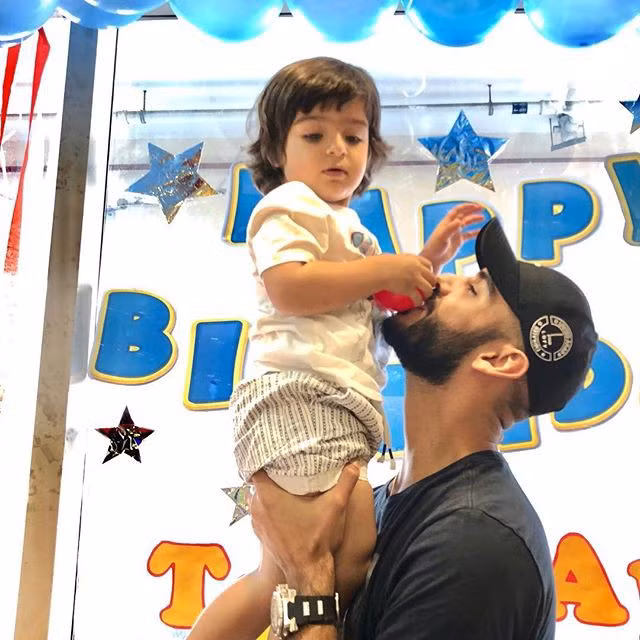 Chàng trai từng bị trục xuất vì quá đẹp trai: Cuộc sống lên tiên, 5 năm sau khiến người ta sững sờ vì vẻ ngoài - Ảnh 13.