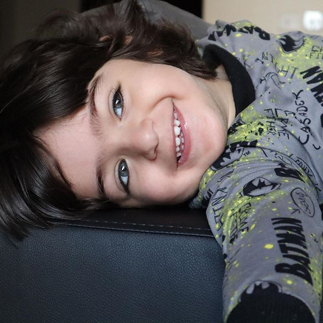 Chàng trai từng bị trục xuất vì quá đẹp trai: Cuộc sống lên tiên, 5 năm sau khiến người ta sững sờ vì vẻ ngoài - Ảnh 16. Chàng trai từng bị trục xuất vì quá đẹp trai: Cuộc sống lên tiên, 5 năm sau khiến người ta sững sờ vì vẻ ngoài - Ảnh 16.