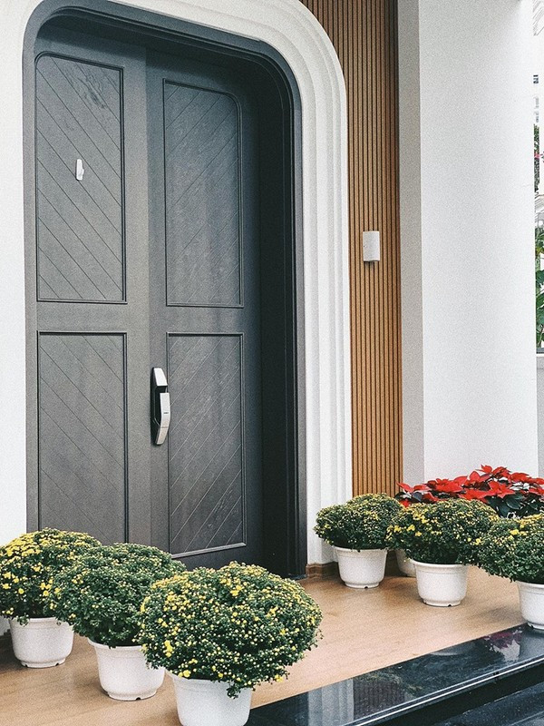 Không gian đón Tết đầy sang trọng, xa hoa của hai mỹ nhân Vbiz trong năm đầu về nhà chồng - Ảnh 6. Không gian đón Tết đầy sang trọng, xa hoa của hai mỹ nhân Vbiz trong năm đầu về nhà chồng - Ảnh 6.