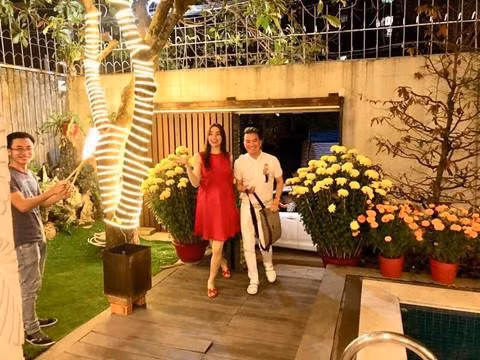 Mr. Đàm tới nhà Hồ Ngọc Hà xông đất "3 tỷ 30 phút"