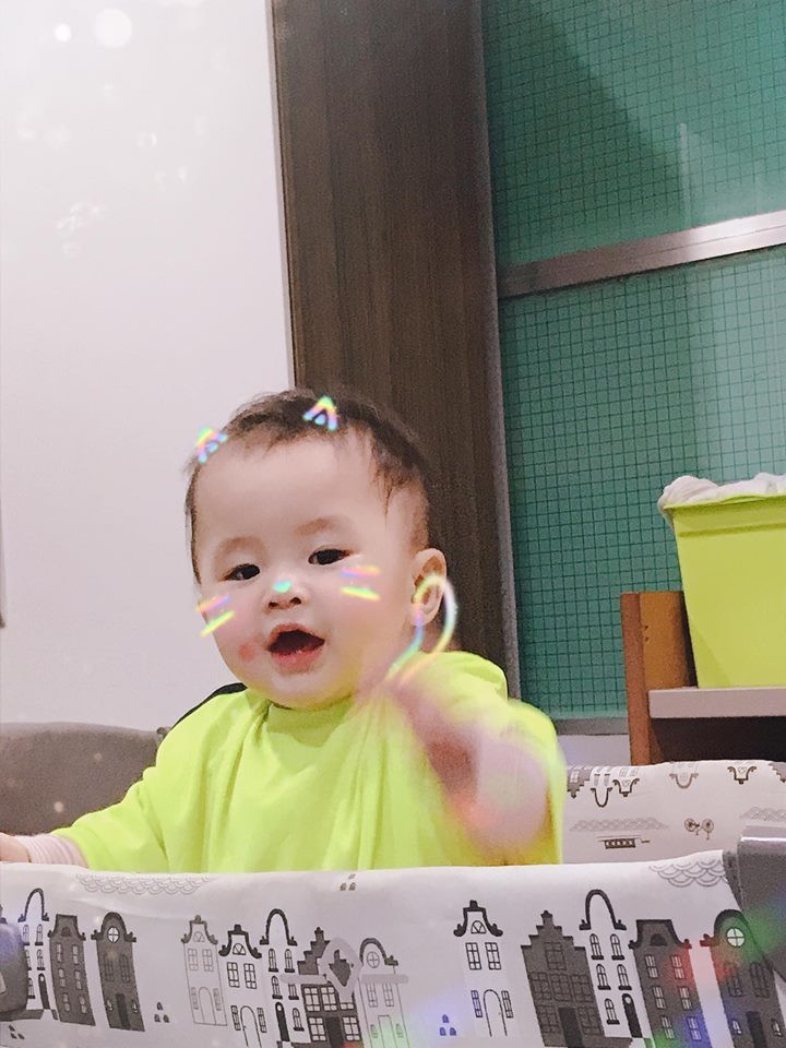 Dòng trạng thái không ngờ của H"Hen Niê ngày 30 Tết ảnh 6 Dòng trạng thái không ngờ của HHen Niê ngày 30 Tết-6
