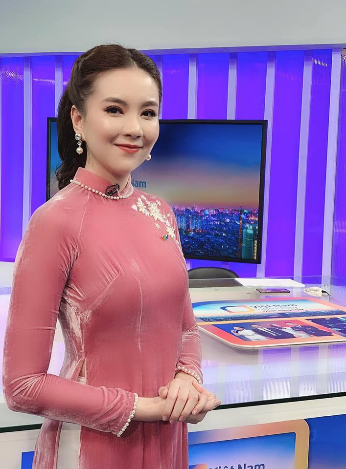 Dòng trạng thái không ngờ của H"Hen Niê ngày 30 Tết ảnh 10 Dòng trạng thái không ngờ của HHen Niê ngày 30 Tết-10
