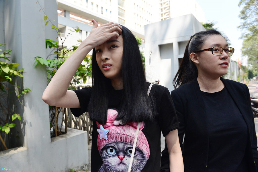 Nhan sắc hoa hậu Phương Nga sau hơn 4 năm vướng tố tụng hình ảnh 7  Nhan sac hoa hau Phuong Nga sau hon 4 nam vuong to tung hinh anh 7