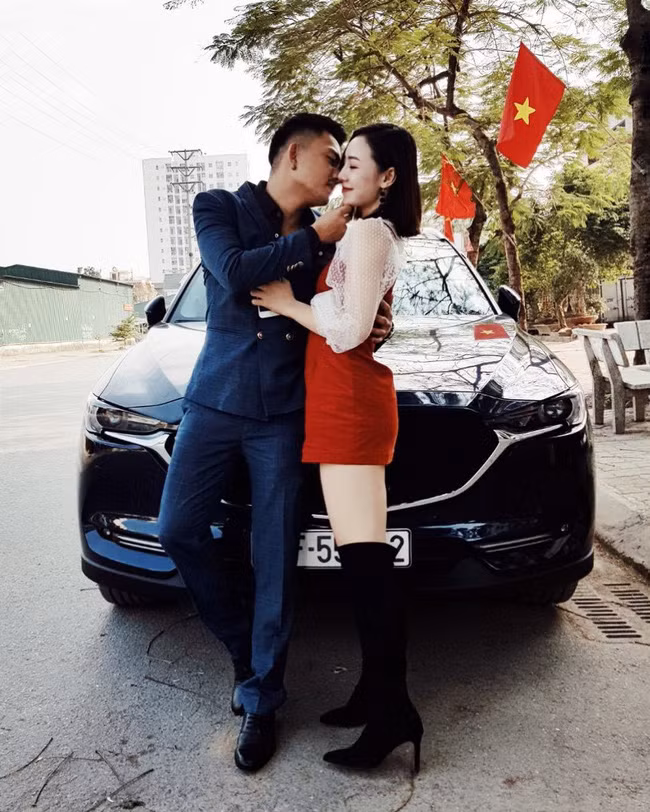 Update nhanh dàn hot girl Việt làm những gì trong ngày đầu năm mới - Ảnh 8.