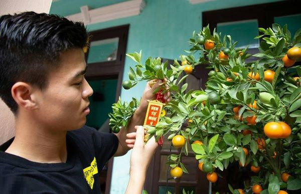 Một năm đại thắng sân cỏ, trở về nhà các tuyển thủ Việt Nam đón Tết đơn giản bất ngờ ảnh 10 mot nam dai thang san co, tro ve nha cac tuyen thu viet nam don tet don gian bat ngo - 10