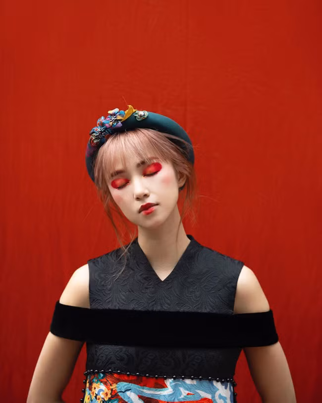 Update nhanh dàn hot girl Việt làm những gì trong ngày đầu năm mới - Ảnh 3.