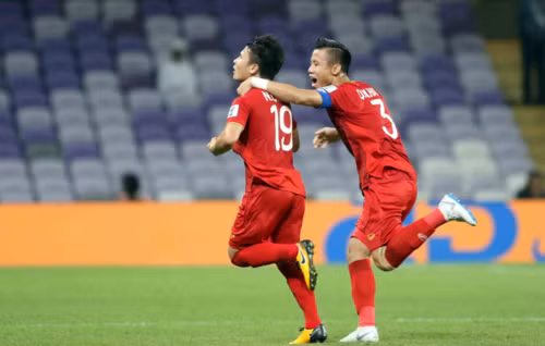 Quang Hải đang dẫn đầu Top 10 bàn thắng Asian Cup 2019