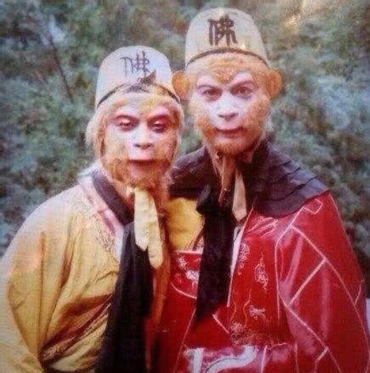 Loạt ảnh hậu trường hiếm có khó tìm của bộ sậu Tây Du Ký phiên bản 1986 bất ngờ lộ diện - Ảnh 1. Loạt ảnh hậu trường hiếm có khó tìm của bộ sậu Tây Du Ký phiên bản 1986 bất ngờ lộ diện - Ảnh 1.