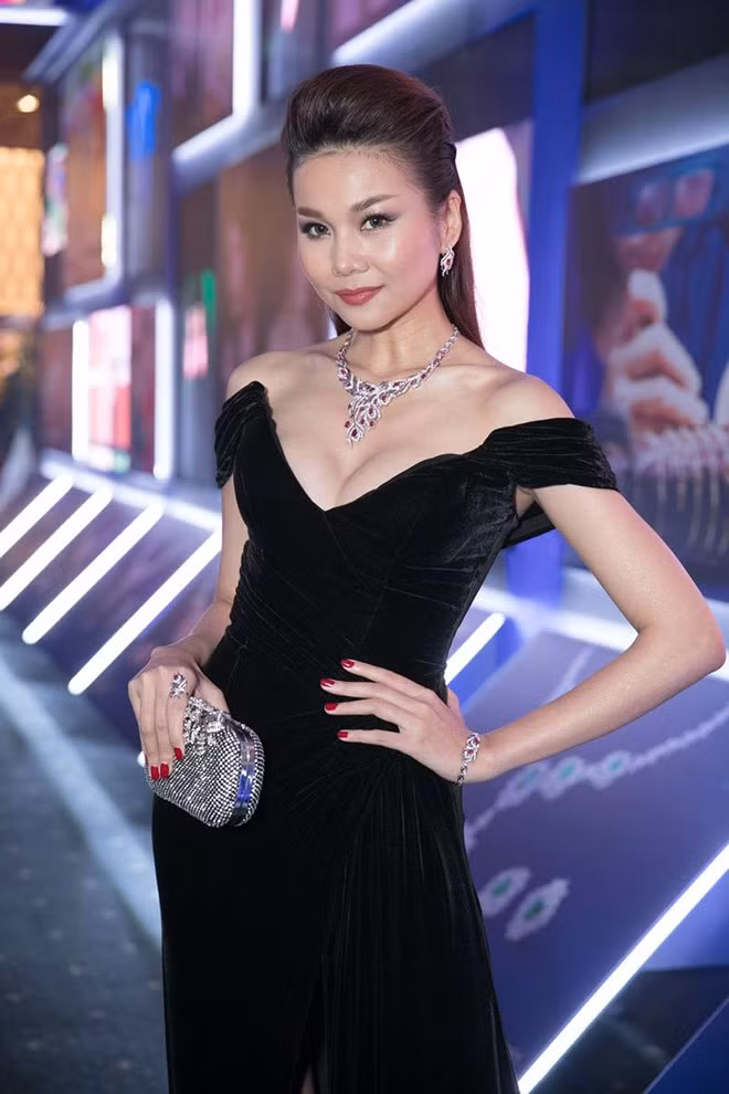 Ngắm mặt mộc không son phấn của dàn Hoa hậu Việt tuổi Hợi - Ảnh 3.