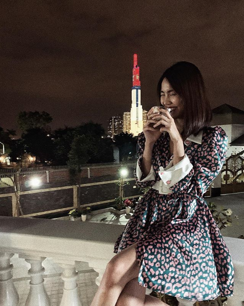 Con dâu nhà giàu Lan Khuê khoe cảnh gia tộc nhà chồng đón Tết, cư dân mạng ngỡ ngàng vì khung cảnh xa hoa - Ảnh 4. Con dâu nhà giàu Lan Khuê khoe cảnh gia tộc nhà chồng đón Tết, cư dân mạng ngỡ ngàng vì khung cảnh xa hoa - Ảnh 4.