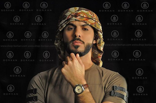 Chàng trai từng bị trục xuất vì quá đẹp trai: Cuộc sống lên tiên, 5 năm sau khiến người ta sững sờ vì vẻ ngoài - Ảnh 6. Chàng trai từng bị trục xuất vì quá đẹp trai: Cuộc sống lên tiên, 5 năm sau khiến người ta sững sờ vì vẻ ngoài - Ảnh 6.