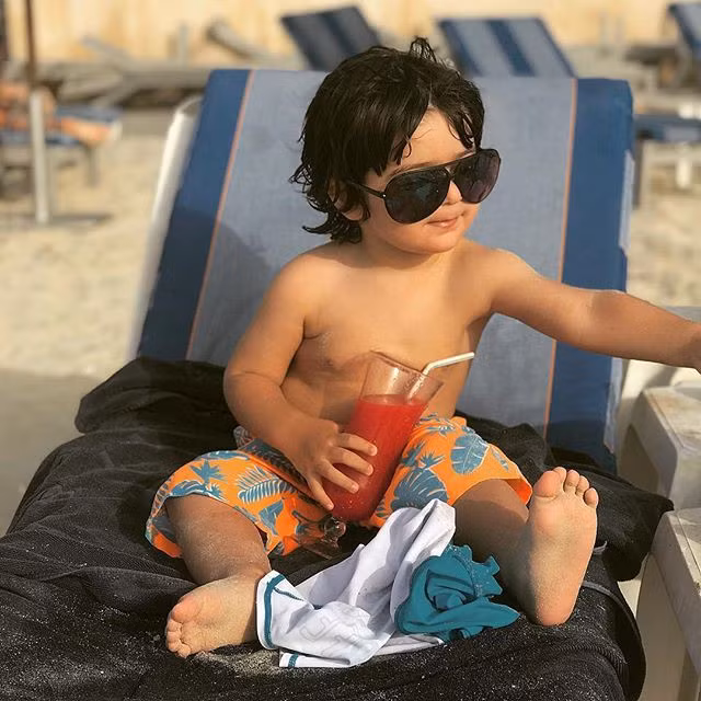 Chàng trai từng bị trục xuất vì quá đẹp trai: Cuộc sống lên tiên, 5 năm sau khiến người ta sững sờ vì vẻ ngoài - Ảnh 15.