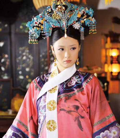 Dàn nam thần, mỹ nhân tuổi Hợi của Cbiz: Người sở hữu gia thế khủng, kẻ vụt sáng chỉ sau 1 đêm - Ảnh 10. Dàn nam thần, mỹ nhân tuổi Hợi của Cbiz: Người sở hữu gia thế khủng, kẻ vụt sáng chỉ sau 1 đêm - Ảnh 10.