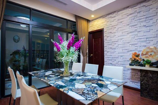 nhung my nhan tuoi hoi chung minh: tuoi hoi so giau sang, di xe tien ty, o nha trieu do - 14