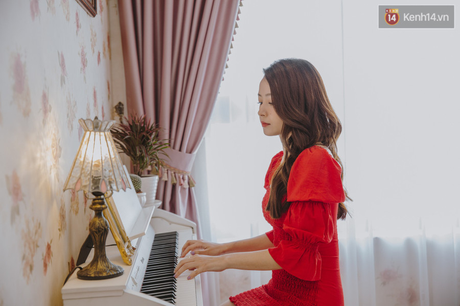 Hé lộ bên trong căn hộ mới tậu thiết kế cực đẹp của Chipu