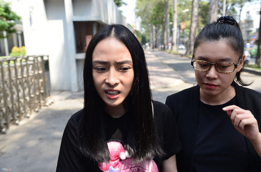 Nhan sắc hoa hậu Phương Nga sau hơn 4 năm vướng tố tụng hình ảnh 4  Nhan sac hoa hau Phuong Nga sau hon 4 nam vuong to tung hinh anh 4