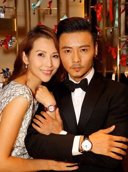 Á hậu đẹp nhất Hong Kong: Bị mẹ ruột ép bán thân, lấy chồng thấp kém vẫn hạnh phúc viên mãn-9