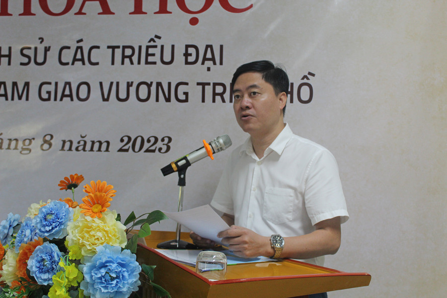 Ông Nguyễn Duy Tự - Phó Giám đốc Sở Văn hóa, Thể thao và Du lịch Thanh Hóa phát biểu khai mạc. Ảnh: LT.