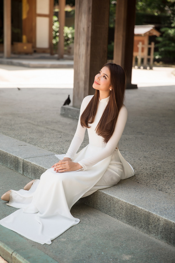 Sắp tới,Phạm Hương sẽ được hiệp hội JLAN trao cho nhiều cơ hội tham gia các hoạt động thiện nguyện đầy ý nghĩa. pham-huong-trong-nhu-nu-sinh-khi-den-tham-den-hakozaki-o-nhat-5