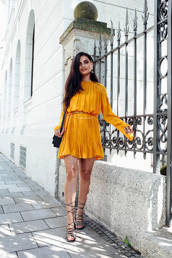 thu-den-roi-ngai-ngan-gi-khong-dien-gam-vang-mu-tat-3