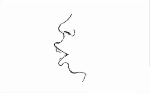 Miệng xuy hỏa được coi là tướng miệng xấu nhất của người phụ nữ.