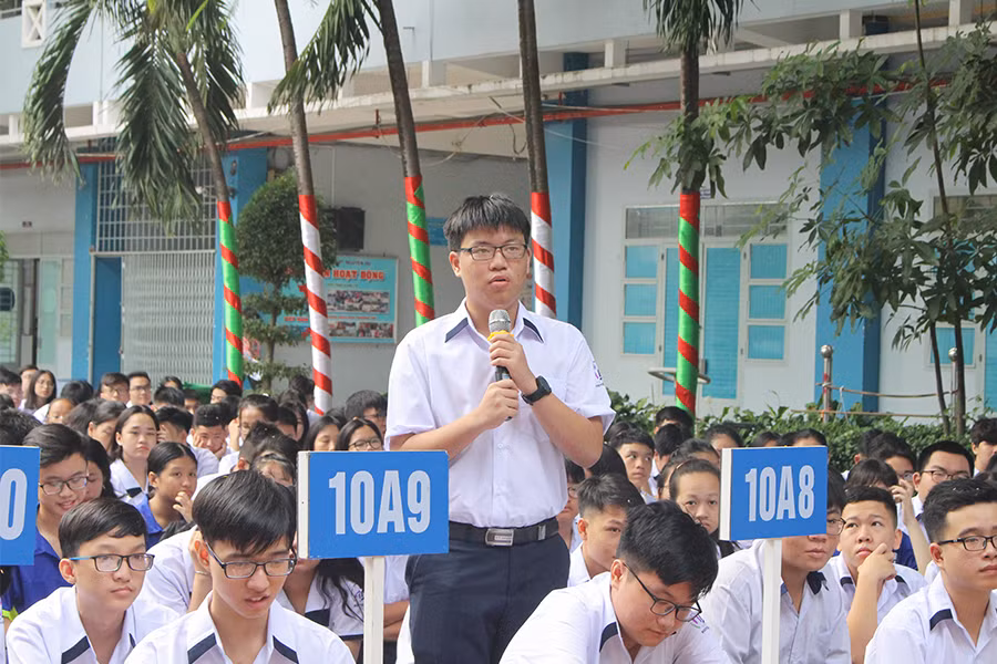 Một học sinh khối 10 chia sẻ về tình cảm dành cho mẹ