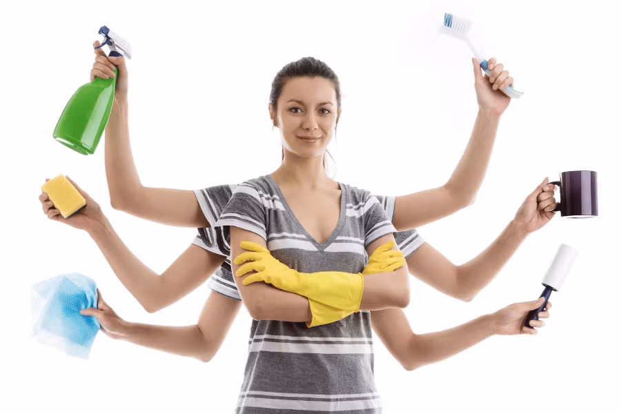 Đừng cố gắng ôm đồm quá nhiều việc trong một ngày hoặc một tuần. (Ảnh: ITN).