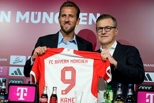 Harry Kane đang toả sáng rực rỡ trên đất Đức.