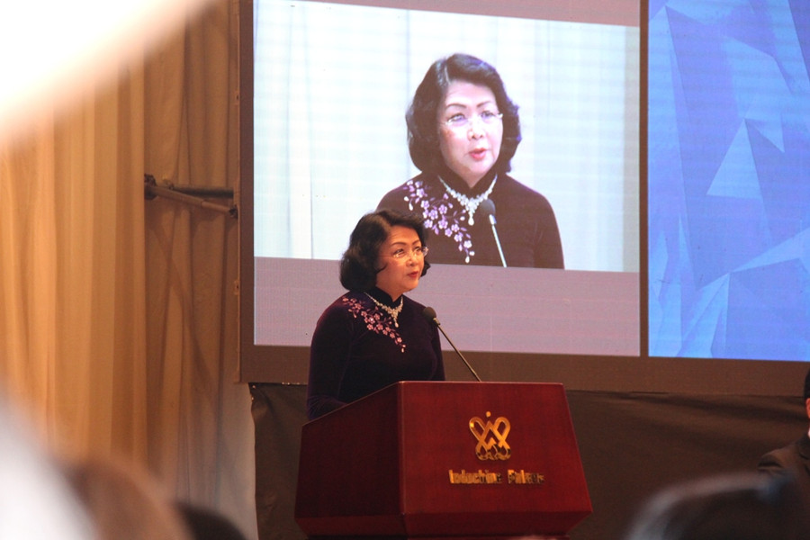 Phó Chủ tịch nước Đặng Thị Ngọc Thịnh góp ý những vấn đề liên quan đến việc nâng cao quyền năng của phụ nữ trong nền kinh tế APEC