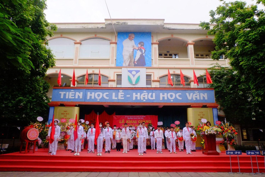 Tiết mục văn nghệ của các em học sinh nhân dịp Khai giảng năm học mới.