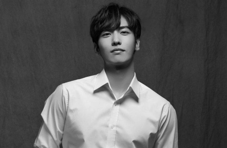 Ca sĩ, diễn viên Lee Ji Han. Ca sĩ, diễn viên Lee Ji Han.