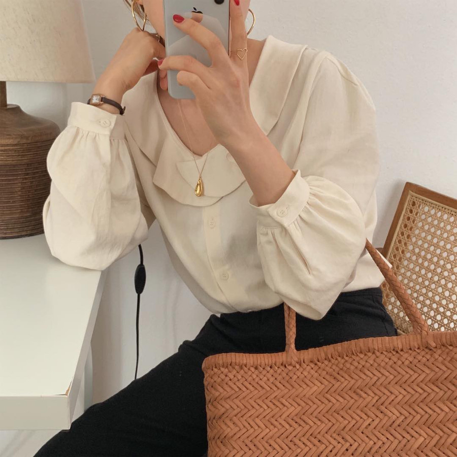 Áo “cổ lá sen” chính thức trở thành hot trend của chị em công sở năm nay ảnh 4