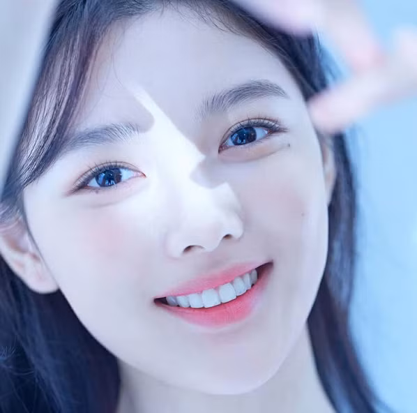 Từ bây giờ, hãy gọi Kim Yo Yong là nữ thần ảnh 2