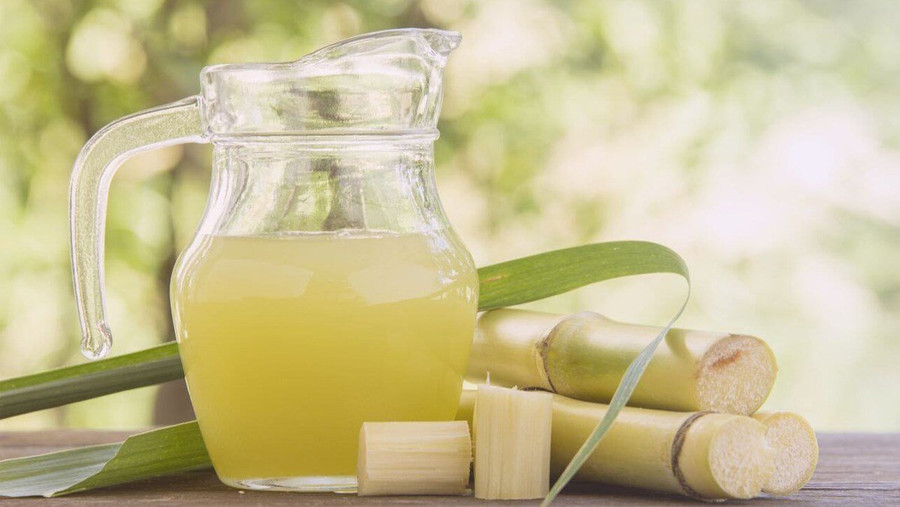 Uống nước mía sau bữa trưa hoặc bữa tối giúp cải thiện tiêu hóa. (Ảnh: ITN). Uống nước mía sau bữa trưa hoặc bữa tối giúp cải thiện tiêu hóa. (Ảnh: ITN).
