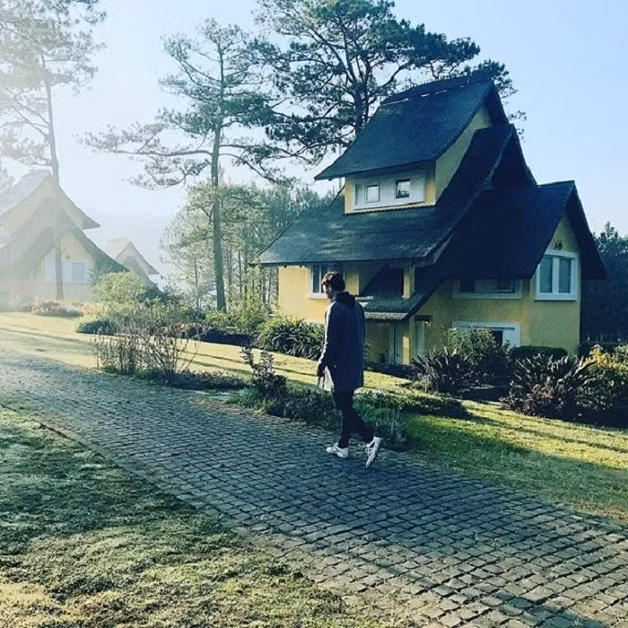 Tưởng Chi Pu sang tận nước ngoài quay, hóa ra bối cảnh MV 