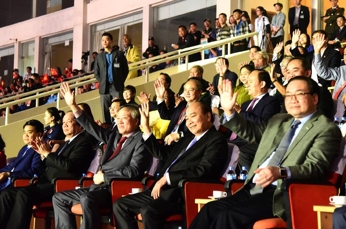 Thủ tướng Nguyễn Xuân Phúc, Bí thư Thành ủy Hà Nội Hoàng Trung Hải và các đại biểu dự Lễ khai mạc Đại hội