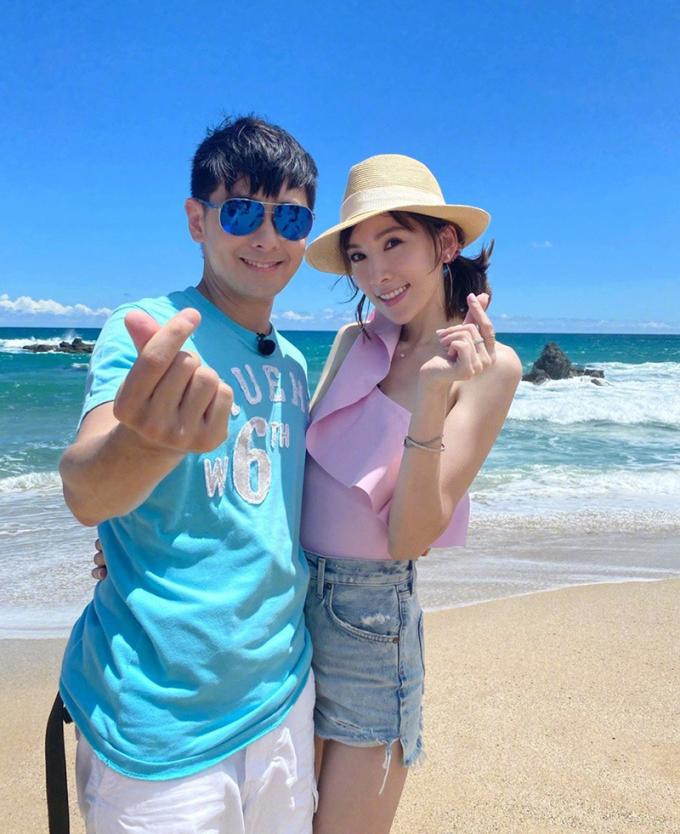 Lâm Chí Dĩnh và vợ, Trần Nhược Nghi. Ảnh: News.