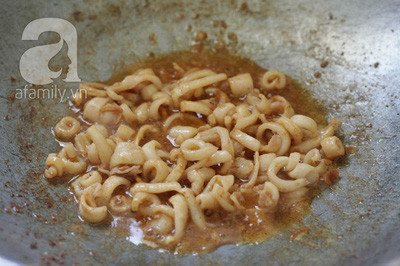 Gỏi đu đủ mực rim chua giòn giải ngán cho bữa tiệc ảnh 11 Gỏi đu đủ mực rim chua giòn giải ngán cho bữa tiệc ảnh 11