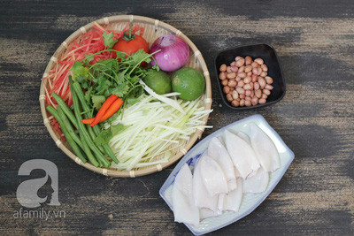 Gỏi đu đủ mực rim chua giòn giải ngán cho bữa tiệc ảnh 3 Gỏi đu đủ mực rim chua giòn giải ngán cho bữa tiệc ảnh 3