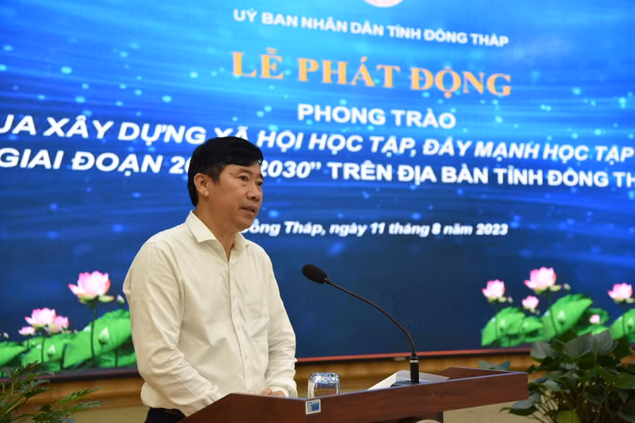 Ông Phạm Thiện Nghĩa, Chủ tịch Ủy ban nhân dân tỉnh Đồng Tháp phát biểu tại buổi lễ phát động