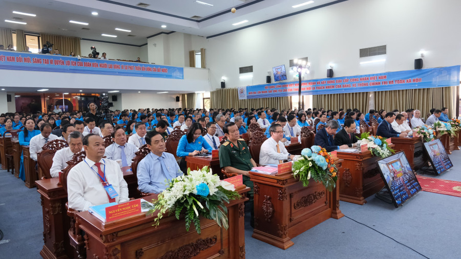 Đại biểu tham dự tại đại hội.