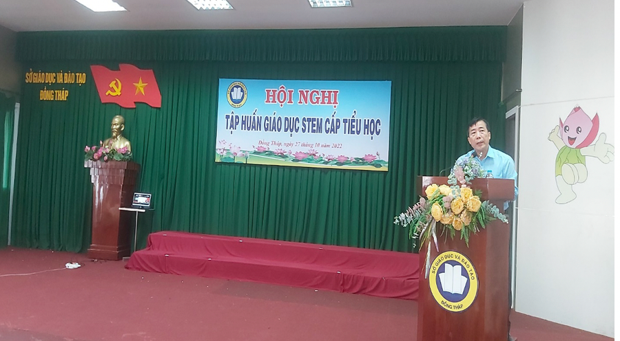 Ông Nguyễn Minh Tâm, Phó Giám đốc Sở GD&ĐT Đồng Tháp phát biểu tại hội nghị tập huấn. Ông Nguyễn Minh Tâm, Phó Giám đốc Sở GD&ĐT Đồng Tháp phát biểu tại hội nghị tập huấn.
