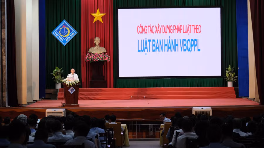 Bộ Giáo dục và Đào tạo tổ chức Hội nghị Tập huấn công tác pháp chế ngành giáo dục khu vực phía Nam năm 2022.