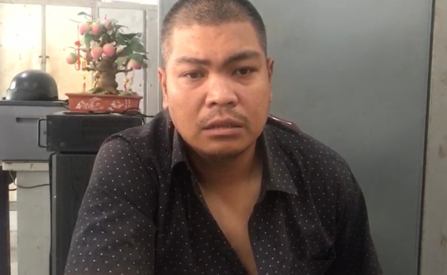 Ân tại cơ quan công an. Ân tại cơ quan công an.