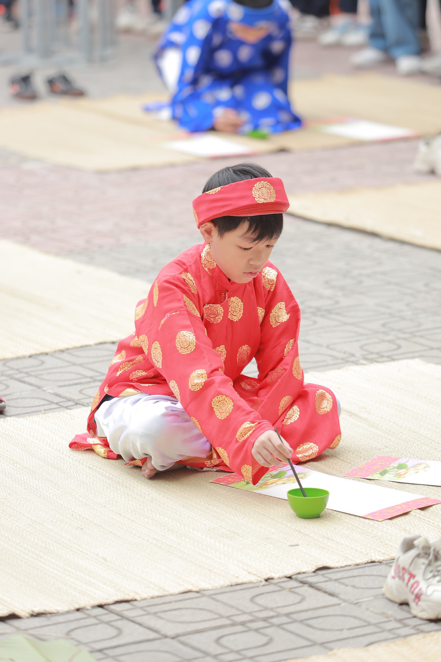 Các em được trải nghiệm hoạt động vẽ tranh chữ trong chương trình. Các em được trải nghiệm hoạt động vẽ tranh chữ trong chương trình.