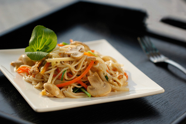 Thêm một công thức làm mì xào ngon ơi là ngon!