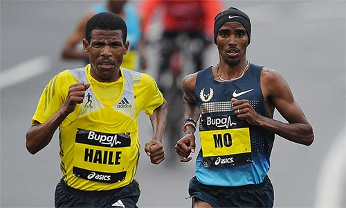 Farah (phải) và Gebrselassie (trái) từng có mối quan hệ thân thiết.