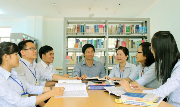 Tập huấn chuyên môn cho đội ngũ giáo viên là yêu cầu quan trọng trong việc áp dụng đổi mới phương pháp dạy và học Tập huấn chuyên môn cho đội ngũ giáo viên là yêu cầu quan trọng trong việc áp dụng đổi mới phương pháp dạy và học