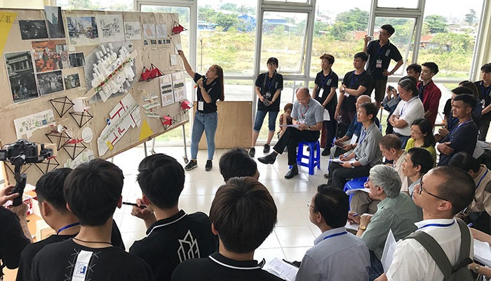 Sinh viên HIU trình bày tác phẩm tại Liên hoan sinh viên kiến trúc toàn quốc 2018 Sinh viên HIU trình bày tác phẩm tại Liên hoan sinh viên kiến trúc toàn quốc 2018